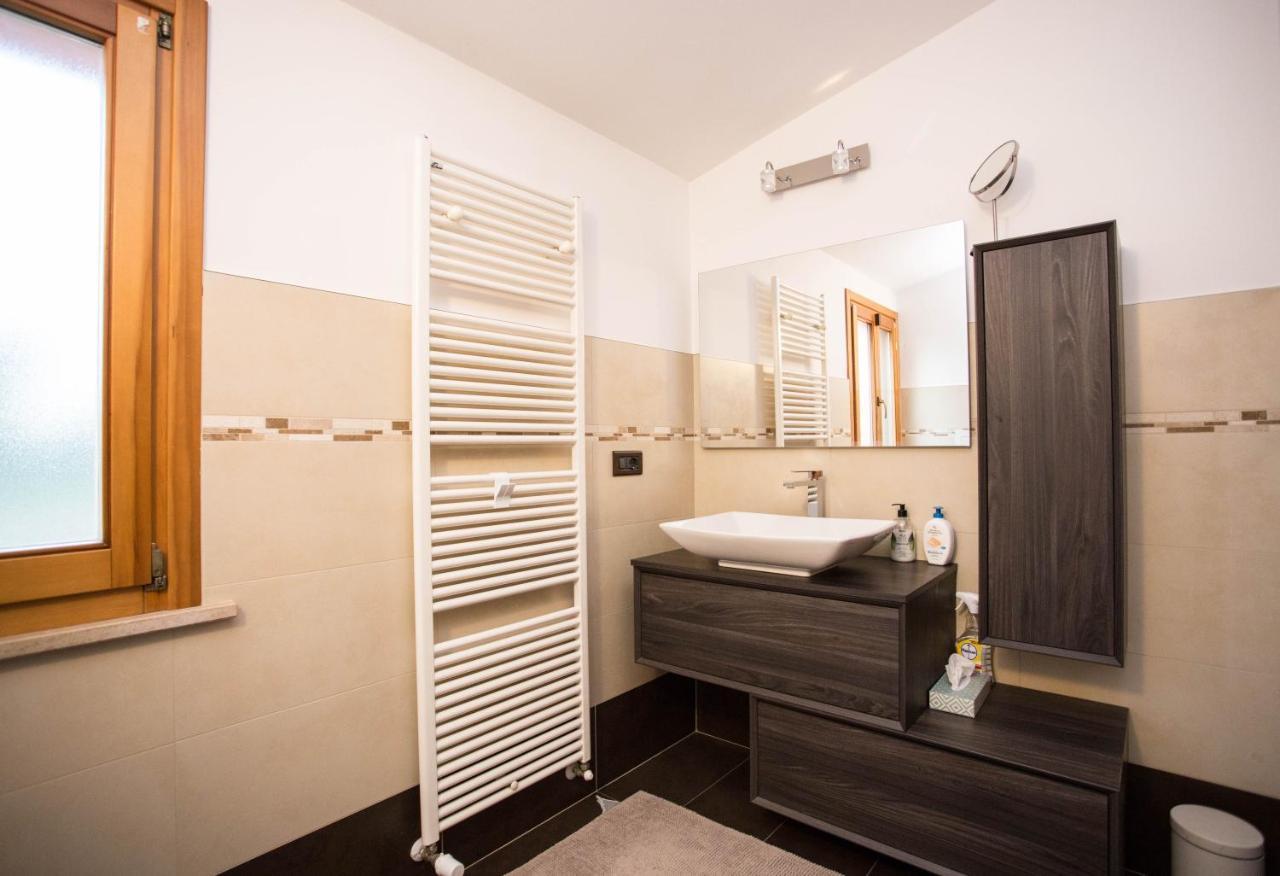 Casa Di Marco E Kaila Hotel Tavullia Buitenkant foto